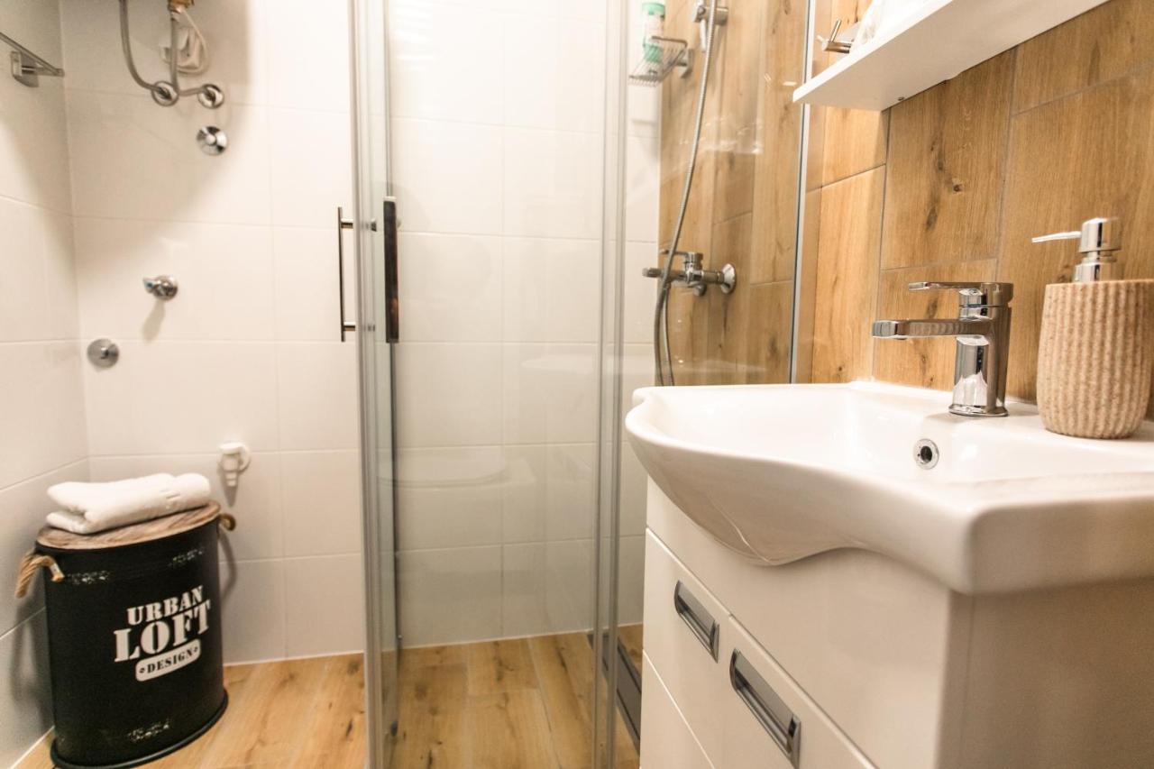 Room Jacuzzi “Athena” Subotica Esterno foto